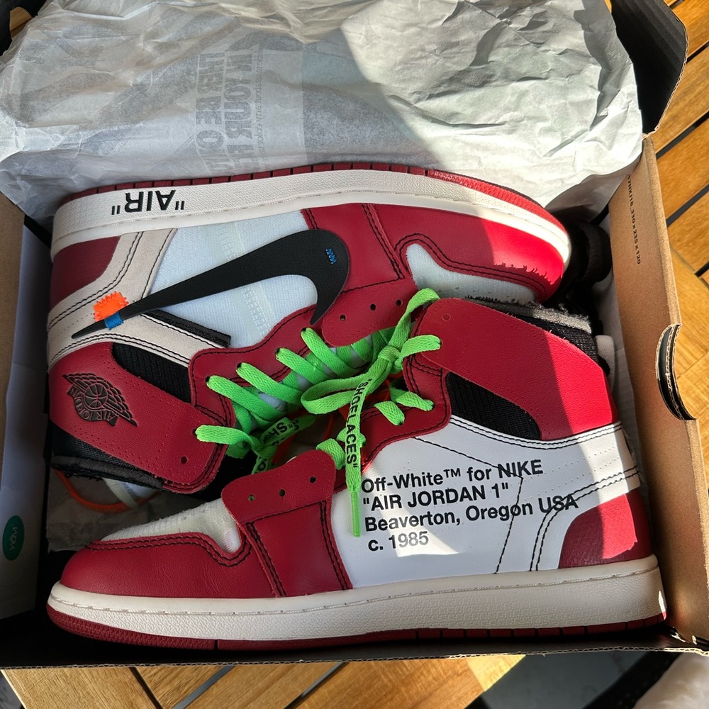 Nike Air Jordan 1
